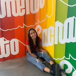 Meet your Posher, Laila